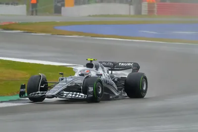 Formule 1-auto op het circuit